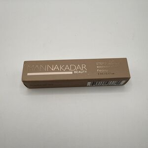 Mannakadar Beauty Step 3 Lip Renewing Oil in Peony 3.5 ml/0.12 oz